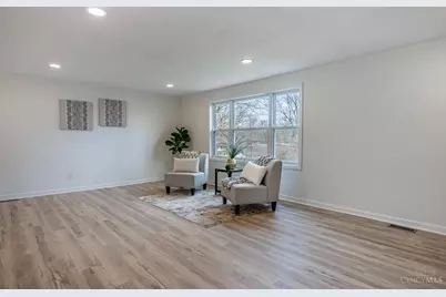 224 Prague Court, Centerville, OH 45458 - Photo 5