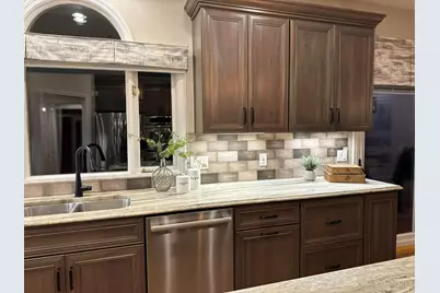 5047 Village Drive, Newtown, OH 45244 - Photo 7
