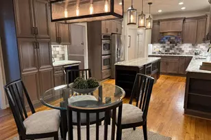 5047 Village Dr, Newtown, OH 45244 - Photo 5