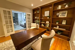 5047 Village Dr, Newtown, OH 45244 - Photo 3