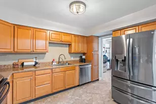 180 Wexford Dr, Monroe, OH 45050 - Photo 9