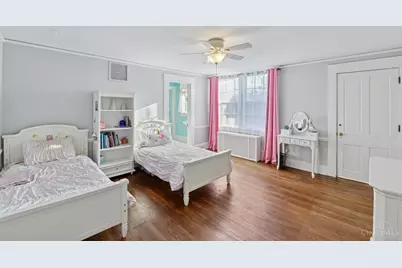 95 E Fountain Avenue, Glendale, OH 45246 - Photo 21