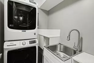 6885 Kyles Station Rd, Liberty Township, OH 45044 - Photo 25