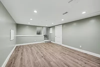 6885 Kyles Station Road, Liberty Township, OH 45044 - Photo 29