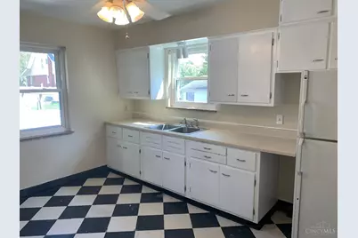 3608 Robb Avenue, Cheviot, OH 45211 - Photo 7