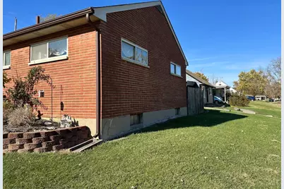 30 Berkshire, Hamilton, OH 45013 - Photo 3