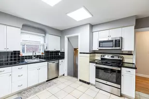 4153 Jora Ln, Cincinnati, OH 45209 - Photo 11