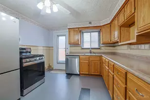 5725 Lauderdale Dr, Cincinnati, OH 45239 - Photo 13