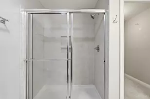 4512 Clearwater Pl, Green Township, OH 45248 - Photo 19