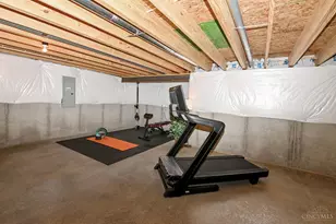 7078 Quellin Blvd, Hamilton Township, OH 45039 - Photo 43