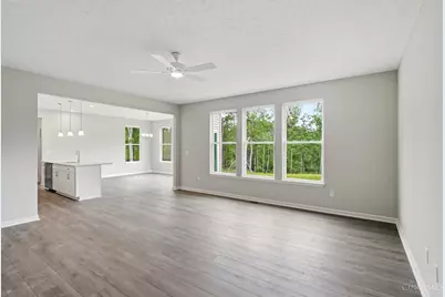 1204 Eagle Boulevard, Hamilton Township, OH 45039 - Photo 5