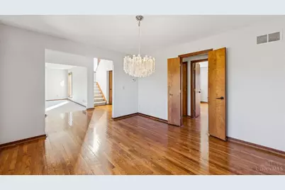 10301 Giverny Boulevard, Evendale, OH 45241 - Photo 23