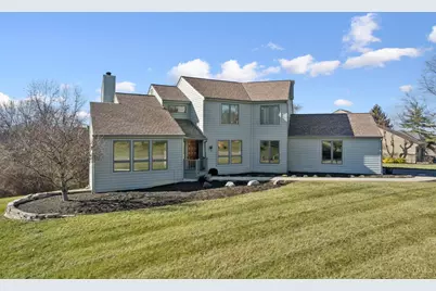 10301 Giverny Boulevard, Evendale, OH 45241 - Photo 3