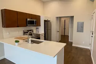 312 W 4th St, Cincinnati, OH 45202 - Photo 7