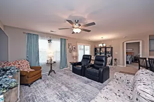 5881 Parkview Ln, Miami Township, OH 45150 - Photo 9