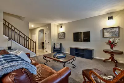 1287 Heather Ridge, Cincinnati, OH 45233 - Photo 7