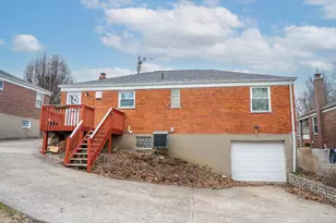 2156 Townhill Dr, Green Township, OH 45238 - Photo 9