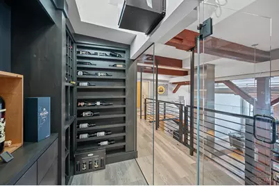 26 E Sixth Street #802, Cincinnati, OH 45202 - Photo 33