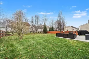 262 Hennepin Dr, Hamilton Township, OH 45039 - Photo 23