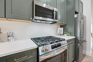 989 Parkside Circle, Cincinnati, OH 45202 - Photo 13