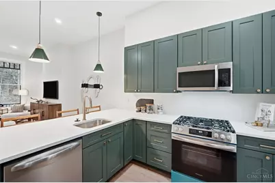 989 Parkside Circle, Cincinnati, OH 45202 - Photo 9