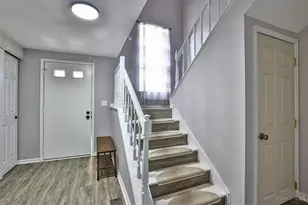 10830 Lakehurst Ct, Cincinnati, OH 45242 - Photo 3