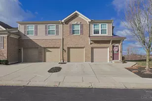 8001 Oakbridge Wy, Cincinnati, OH 45248 - Photo 1