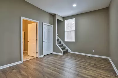 654 3rd Street, Cincinnati, OH 45215 - Photo 9