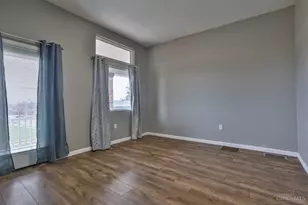 654 3rd St, Cincinnati, OH 45215 - Photo 19