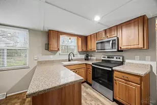 856 Meadow Ridge Dr, Union Township, OH 45245 - Photo 11