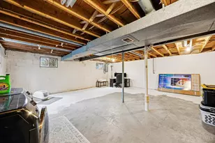 856 Meadow Ridge Dr, Union Township, OH 45245 - Photo 41