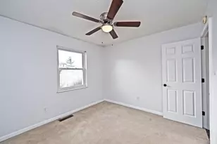 8638 Northport Dr, Cincinnati, OH 45255 - Photo 23