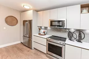 2401 Ingleside Ave, Cincinnati, OH 45206 - Photo 21