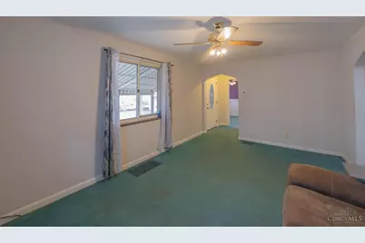 5517 Surrey Avenue, Green Township, OH 45248 - Photo 5