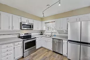 5276 Chateau Way, Fairfield, OH 45014 - Photo 13