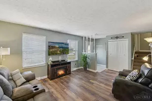 5276 Chateau Way, Fairfield, OH 45014 - Photo 5