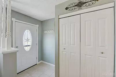 5276 Chateau Way, Fairfield, OH 45014 - Photo 3