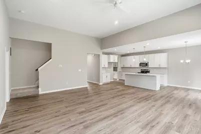 1180 Eagle Boulevard, Hamilton Township, OH 45039 - Photo 5