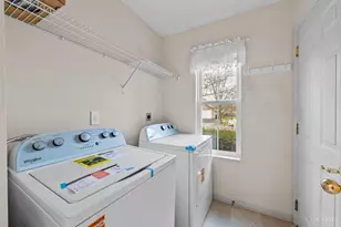 219 Hartford Ct, Hamilton Township, OH 45039 - Photo 17