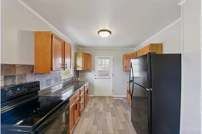 9632 Sacramento Street, Colerain Township, OH 45231 - Photo 5