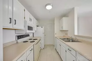 7746 Scioto Ct, West Chester, OH 45069 - Photo 9