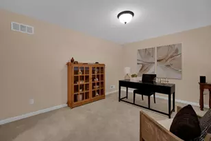 1704 Harmon Dr, Wyoming, OH 45215 - Photo 23