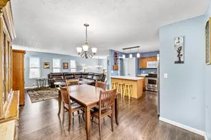 905 Shayler Rd, Union Township, OH 45245 - Photo 7