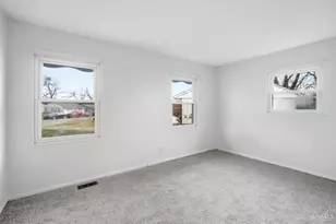 2614 Impala Dr, Cincinnati, OH 45231 - Photo 13