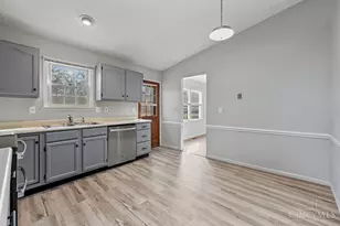 7938 Red Mill Dr, West Chester, OH 45069 - Photo 9