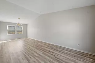 7938 Red Mill Dr, West Chester, OH 45069 - Photo 5