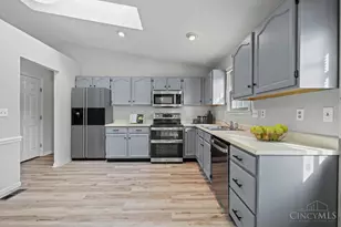 7938 Red Mill Dr, West Chester, OH 45069 - Photo 7