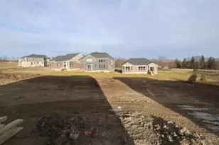 18 Glasgow St, Springboro, OH 45066 - Photo 7