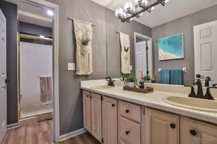 11667 Symmes Creek Dr, Loveland, OH 45140 - Photo 53