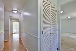 6035 Kyles Station Rd, Liberty Township, OH 45011 - Photo 5